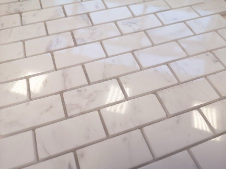 Мозаика Caramelle Mosaic Dolomiti bianco POL 23x48x7 арт. 00-00002521 Мозаика Caramelle Mosaic Dolomiti bianco POL 23x48x7 арт. 00-00002521